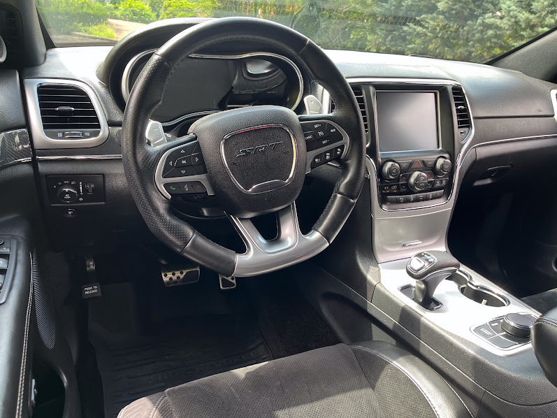Used 2015 Jeep Grand Cherokee SRT AWD/4WD image 10