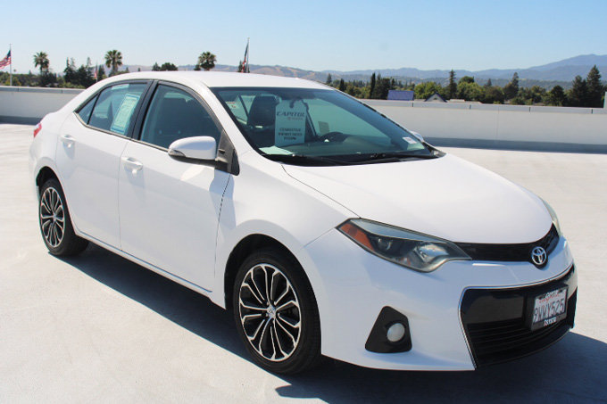 Used 2016 Toyota Corolla S FWD image 2