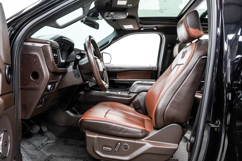 Used 2022 Ford Expedition Max King Ranch AWD/4WD image 16