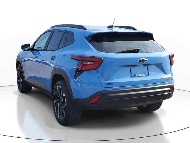 Certified 2024 Chevrolet Trax RS w/ Sunroof Package FWD image 3