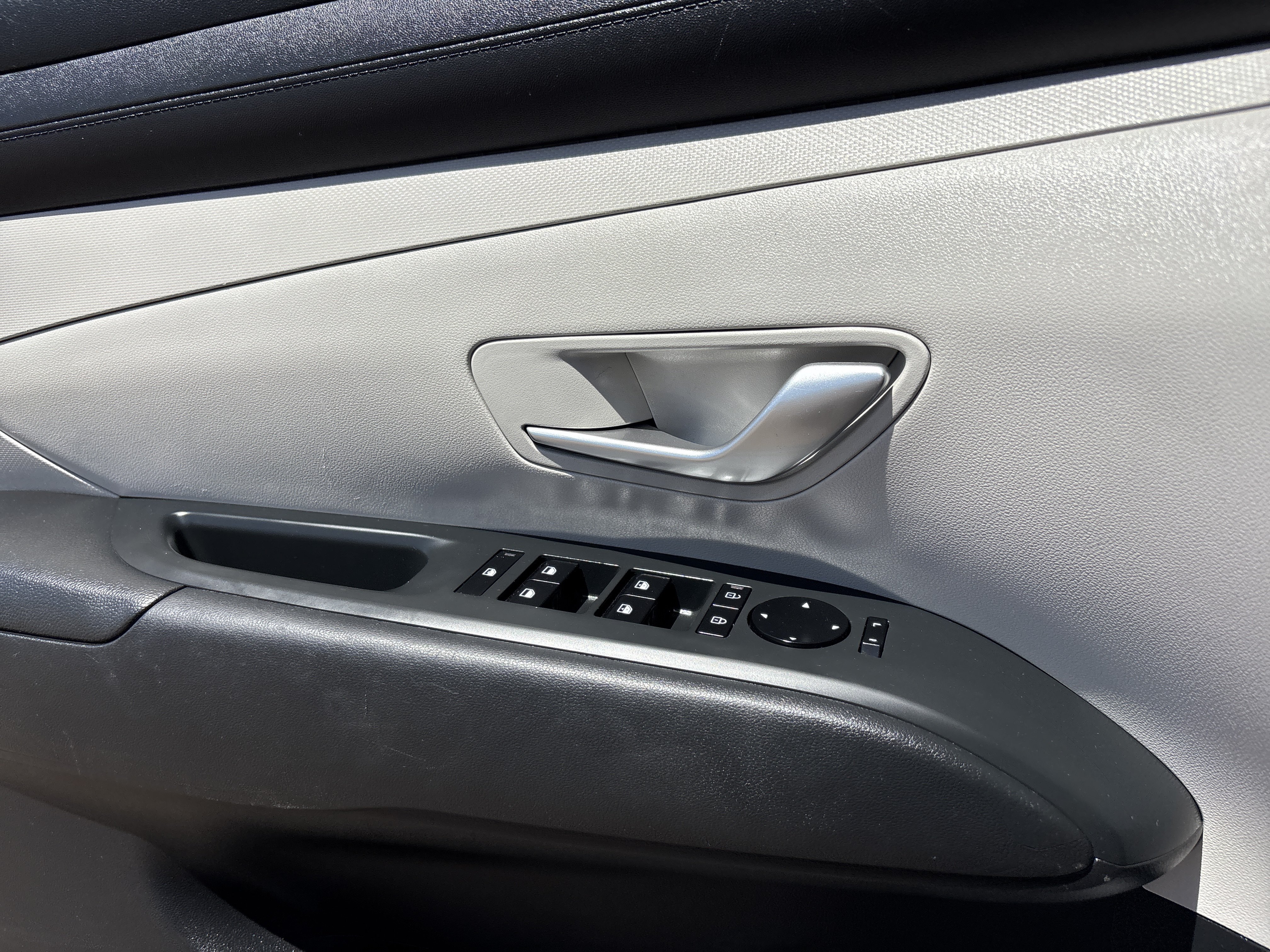 Used 2025 Hyundai Tucson SEL FWD image 20