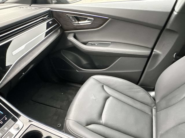Used 2023 Audi Q8 Premium Plus w/ Premium Plus Package AWD/4WD image 35