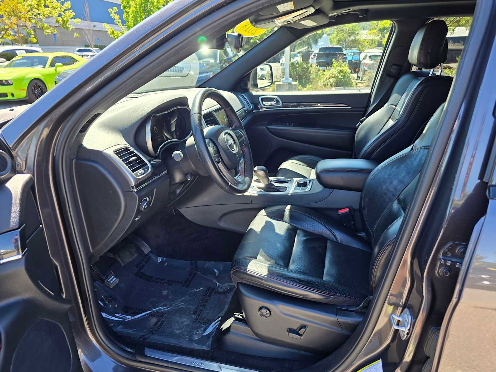 Used 2018 Jeep Grand Cherokee Trailhawk w/ Trailhawk Luxury Group image 22