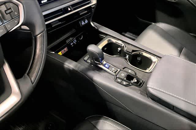 Used 2023 Lexus RX 350h w/ Cold Area Package AWD/4WD image 18
