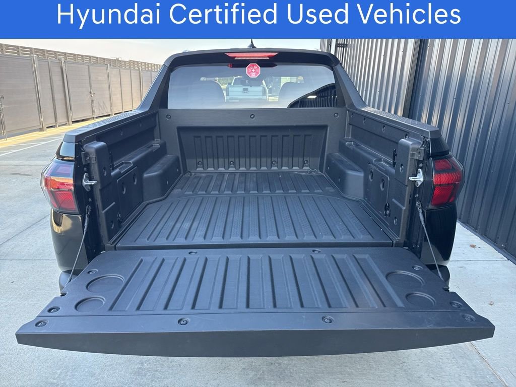 Certified 2025 Hyundai Santa Cruz SEL image 19