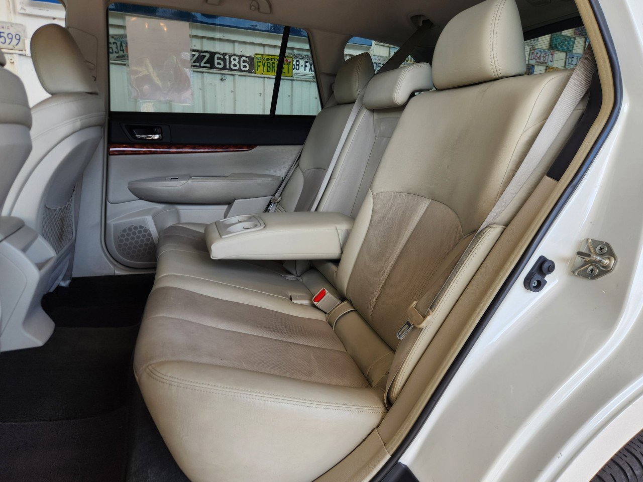 Used 2012 Subaru Outback 2.5i Limited image 6