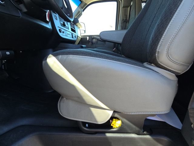 Used 2024 GMC Savana 2500 w/ Driver Convenience Package image 16