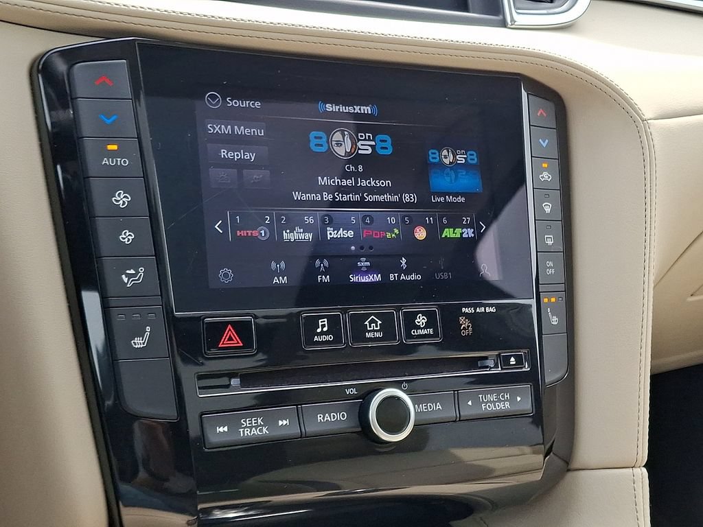 Used 2022 INFINITI QX50 Luxe AWD/4WD image 18