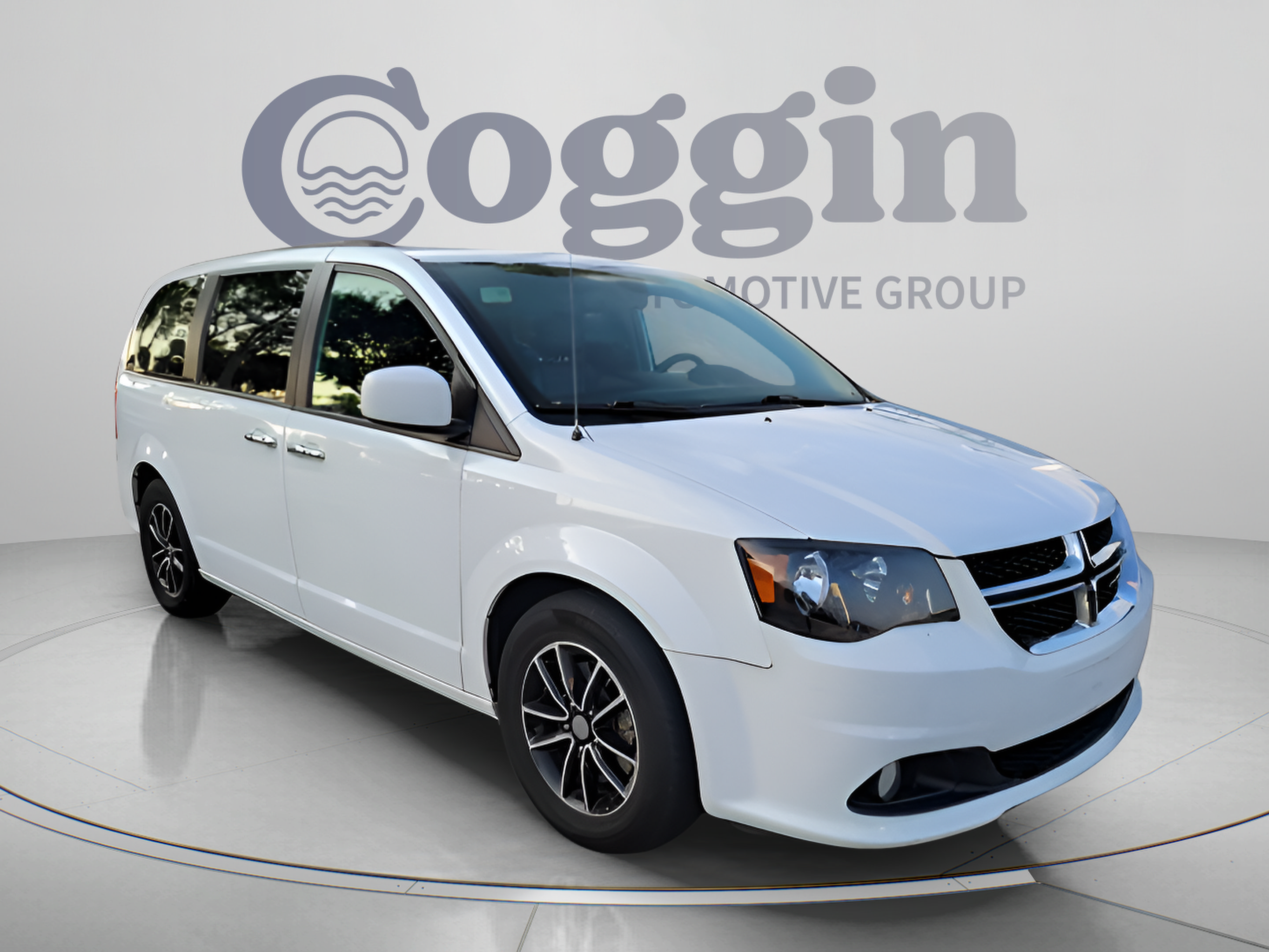 Used 2019 Dodge Grand Caravan GT FWD image 4