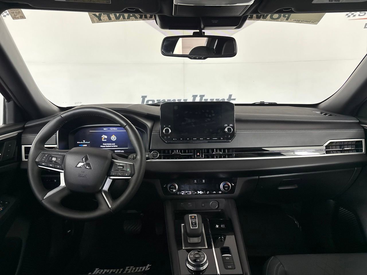 Used 2025 Mitsubishi Outlander SEL Black Edition AWD/4WD image 18