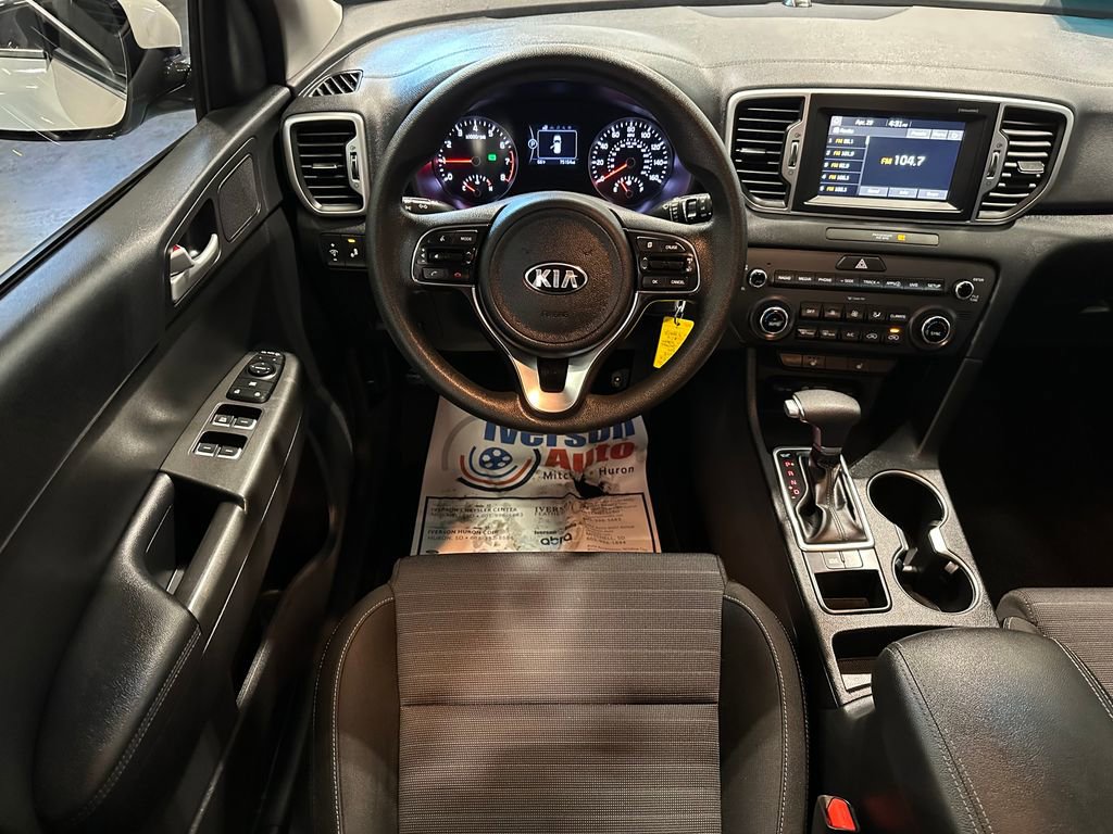 Used 2018 Kia Sportage LX w/ LX Technology Package FWD image 26