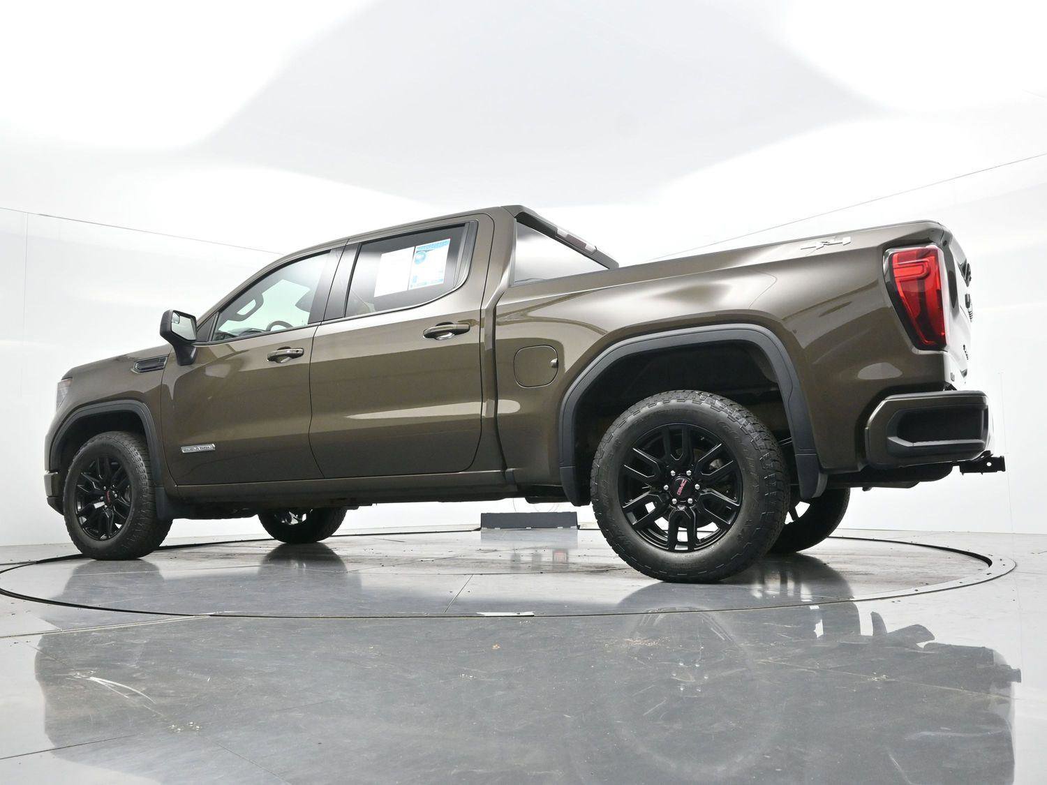 Used 2023 GMC Sierra 1500 Elevation image 43