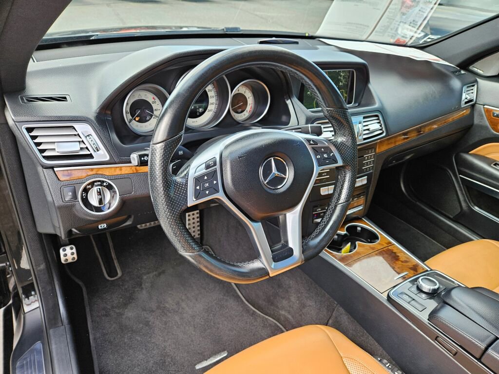 Used 2016 Mercedes-Benz E 400 4MATIC Coupe image 16