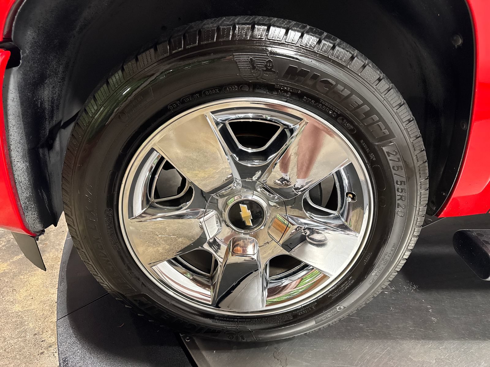 Used 2011 Chevrolet Silverado 1500 LT w/ Texas Edition RWD image 2