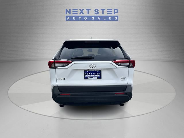 Used 2024 Toyota RAV4 XLE image 7