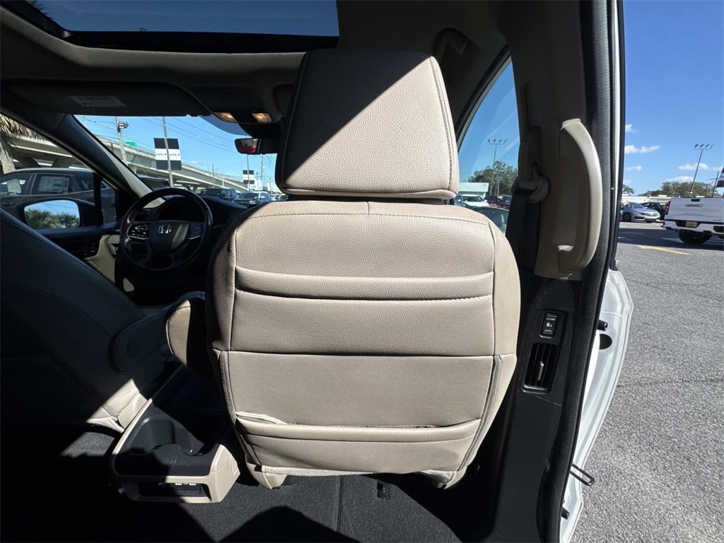 Used 2023 Honda Odyssey Touring image 24