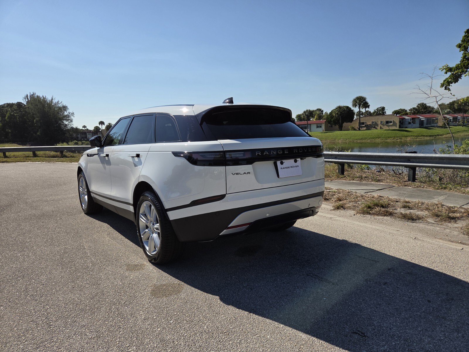 New 2026 Land Rover Range Rover Velar S video 2