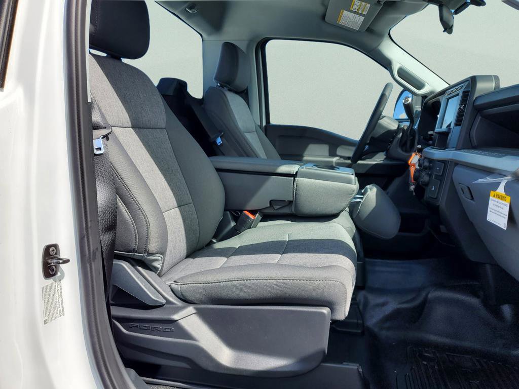 Used 2024 Ford F450 XL w/ Snow Plow Prep Package image 22