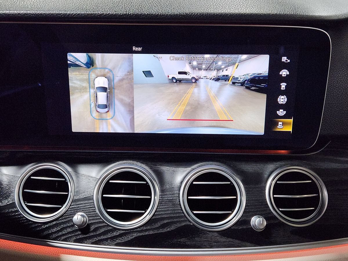 Used 2021 Mercedes-Benz E 450 4MATIC Sedan image 37