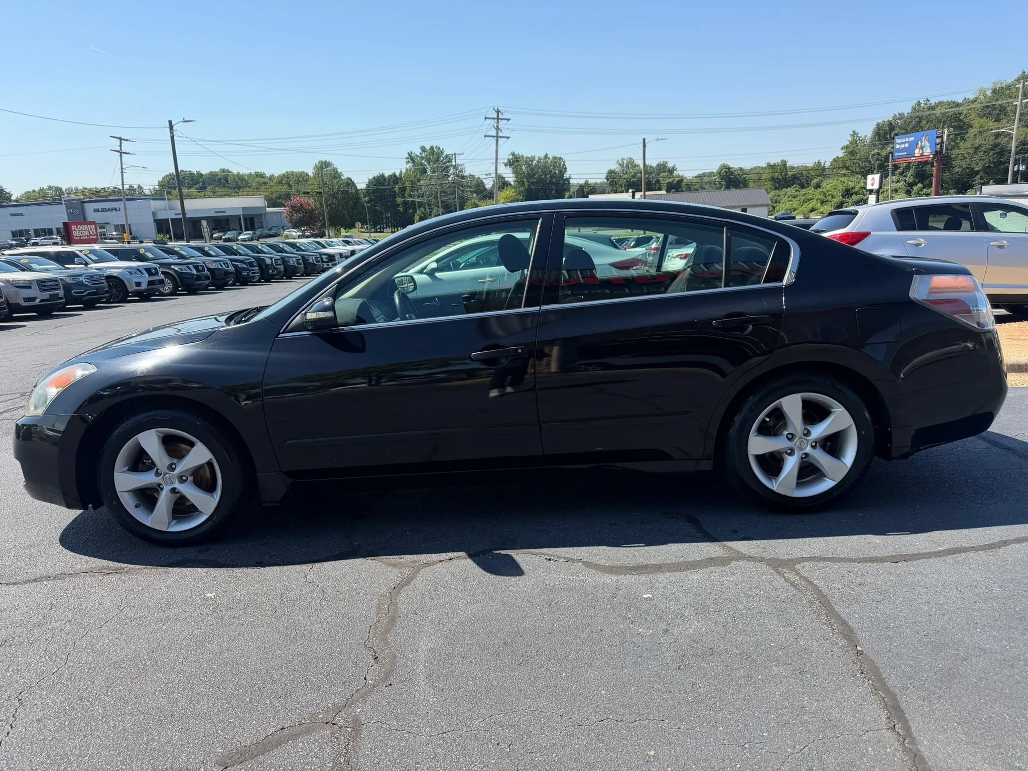 Used 2007 Nissan Altima 3.5 SE w/ Technology Pkg FWD image 4