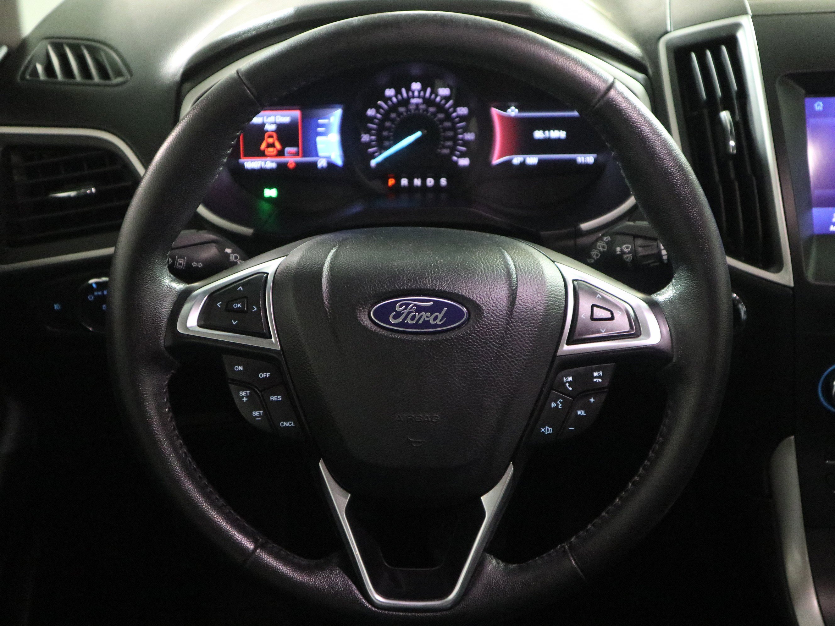 Used 2020 Ford Edge SEL image 17