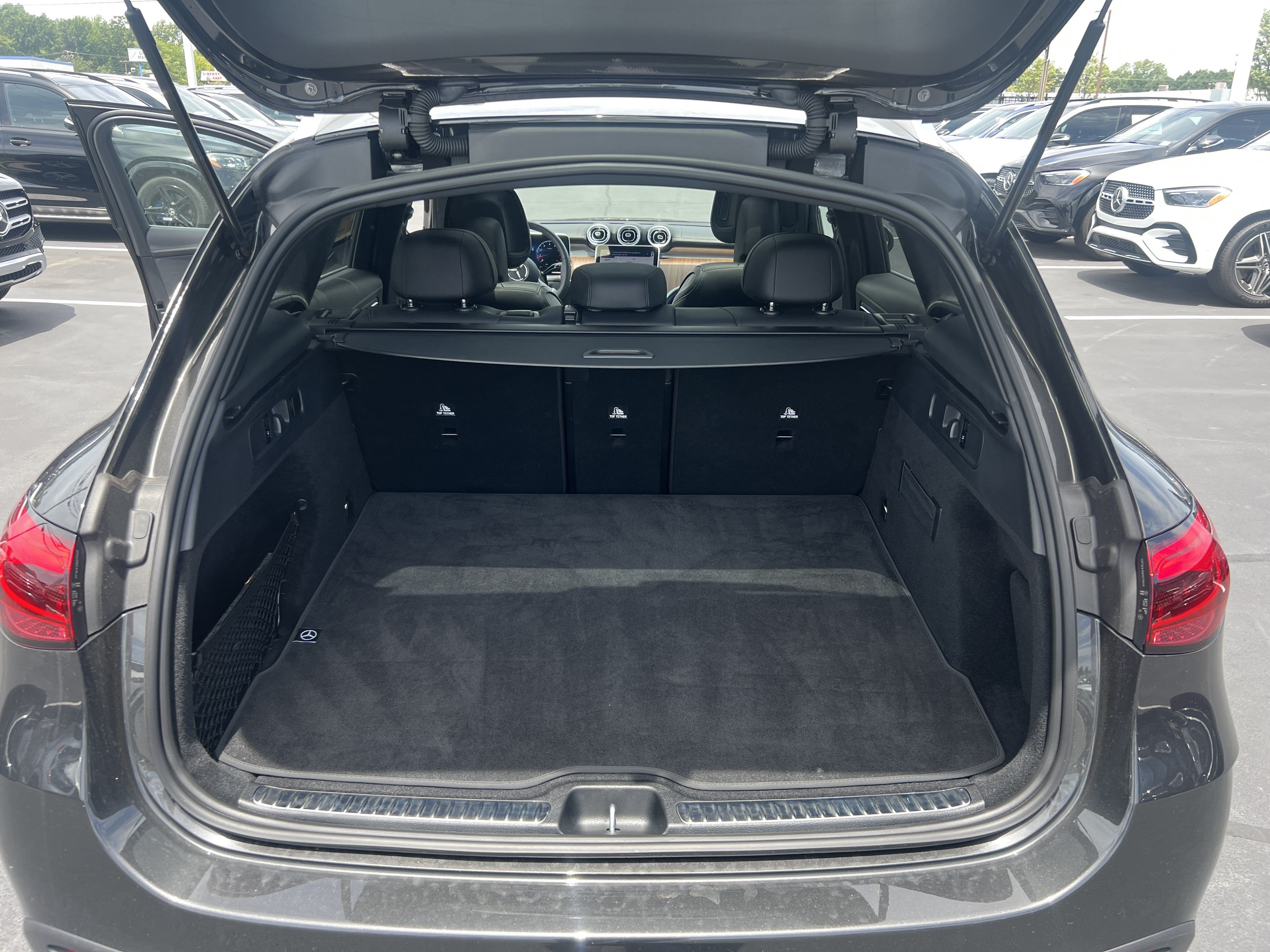 Certified 2025 Mercedes-Benz GLC 300 4MATIC image 34