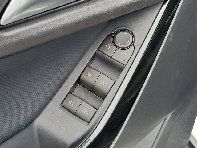 New 2026 Chevrolet Equinox LT w/ Safety and Technology Package FWD image 15