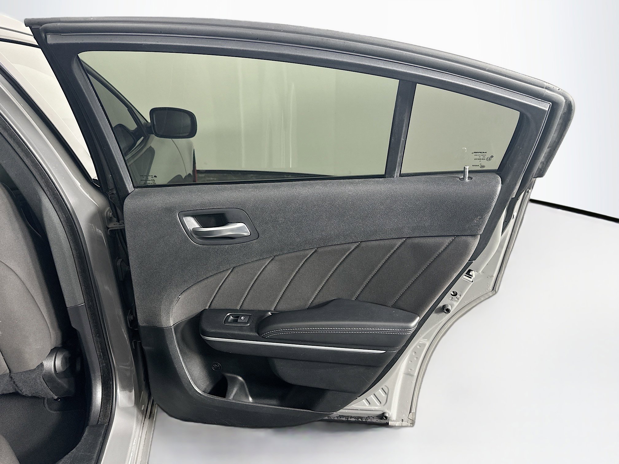 Used 2023 Dodge Charger SXT RWD image 28