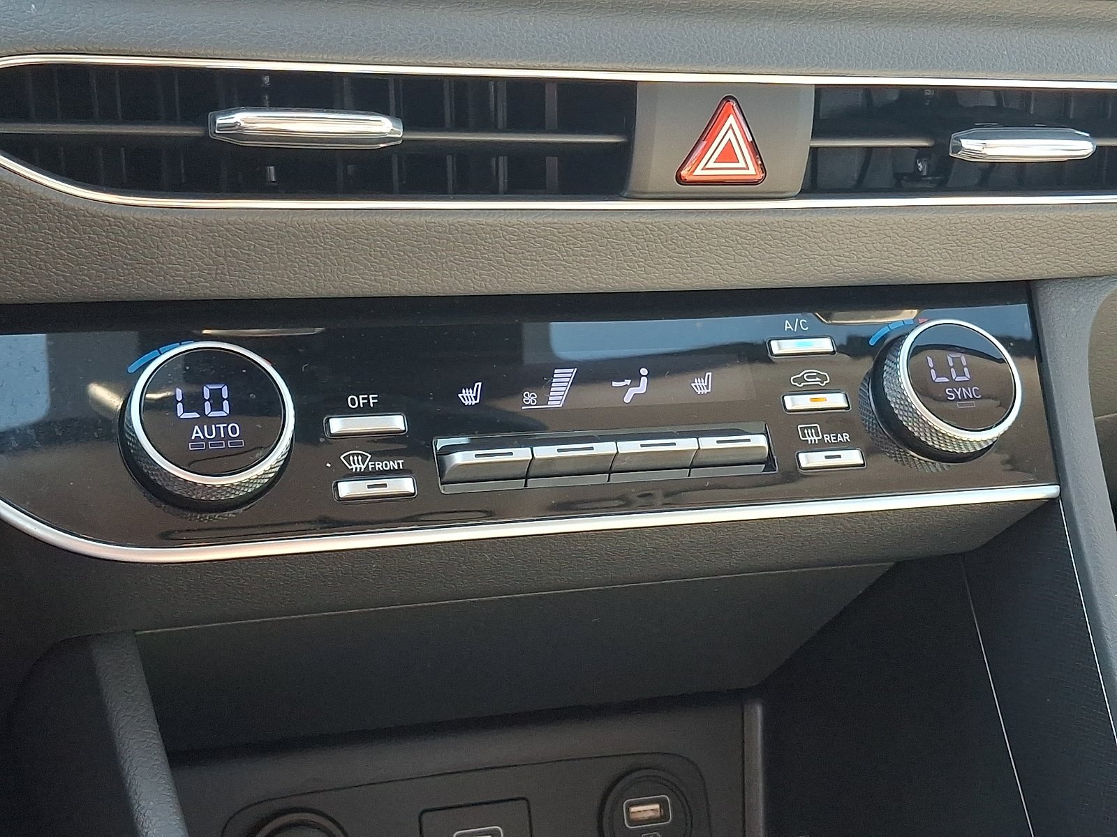 Certified 2023 Hyundai Sonata SEL FWD image 16