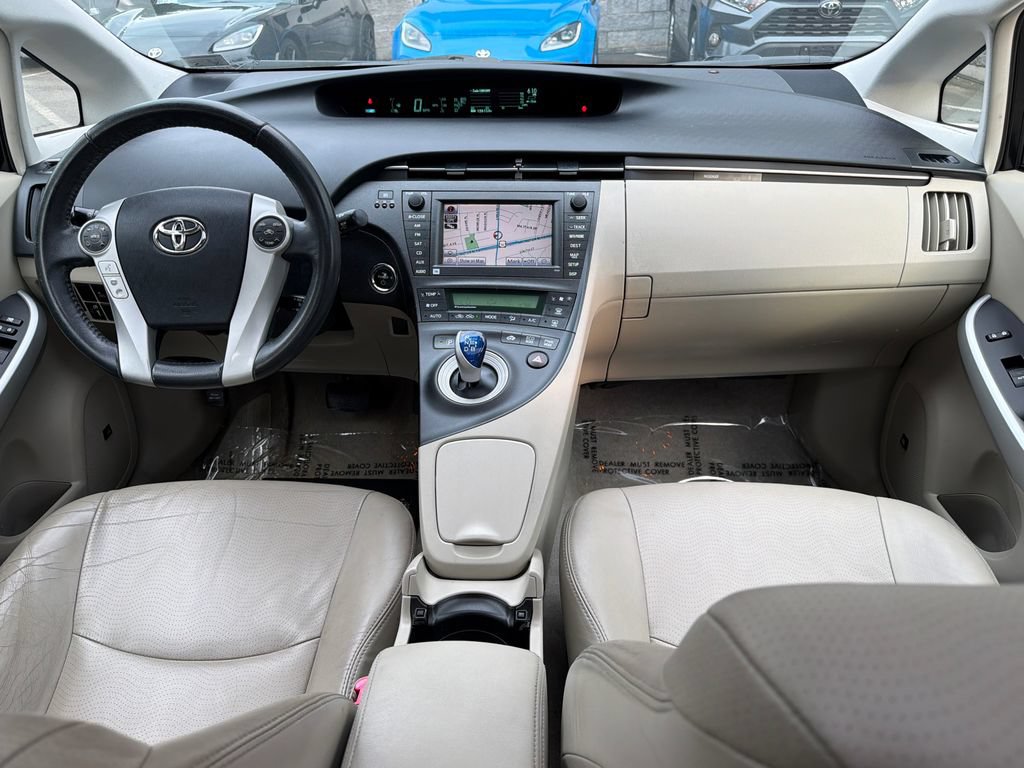 Used 2011 Toyota Prius Four w/ Solar Roof Pkg FWD image 12