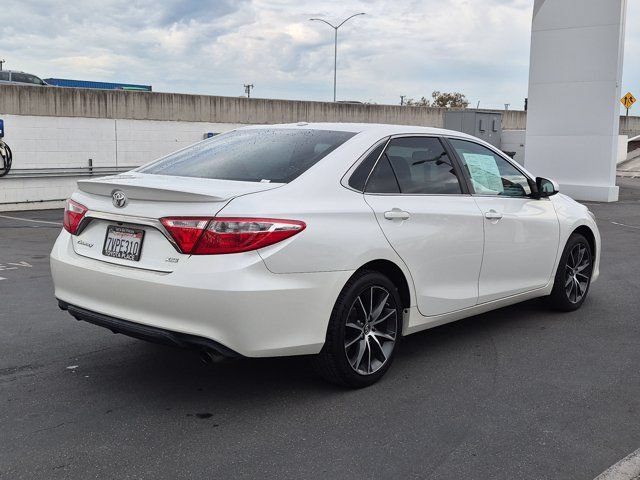 Used 2017 Toyota Camry XSE w/ Moonroof Package FWD image 8