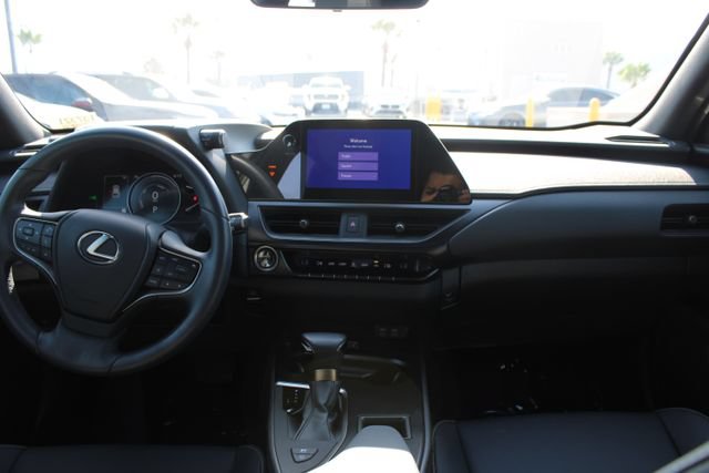 Certified 2024 Lexus UX 250h FWD image 10