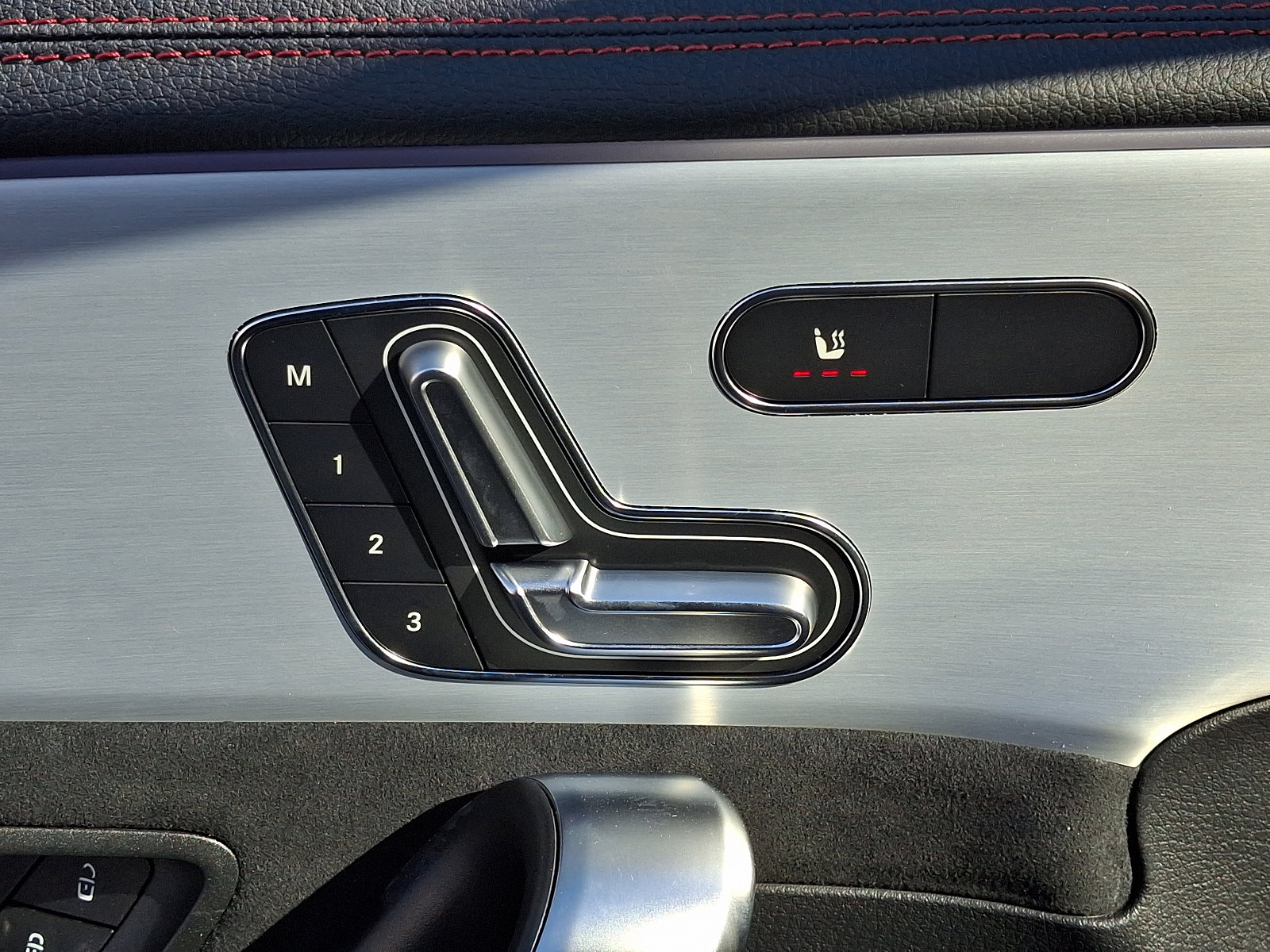 New 2025 Mercedes-Benz CLA 35 AMG 4MATIC image 15