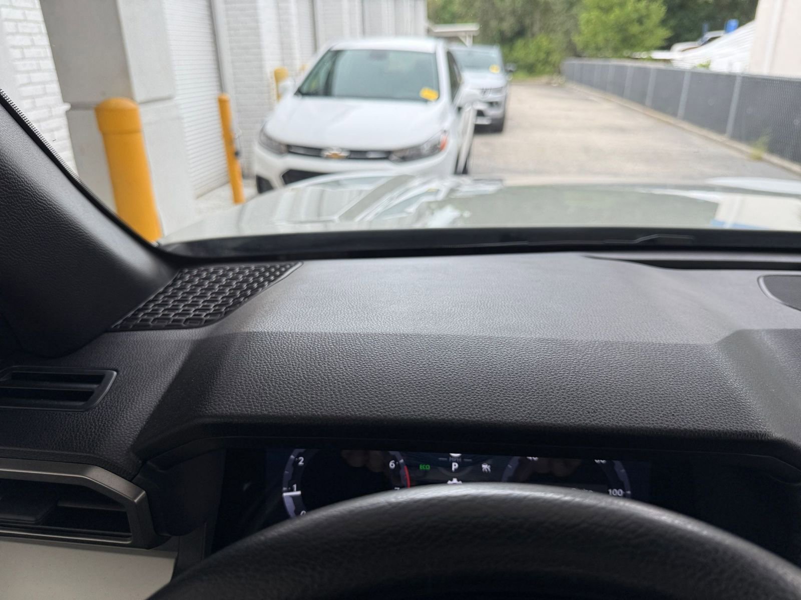 Used 2024 Toyota Tacoma TRD Off-Road image 33