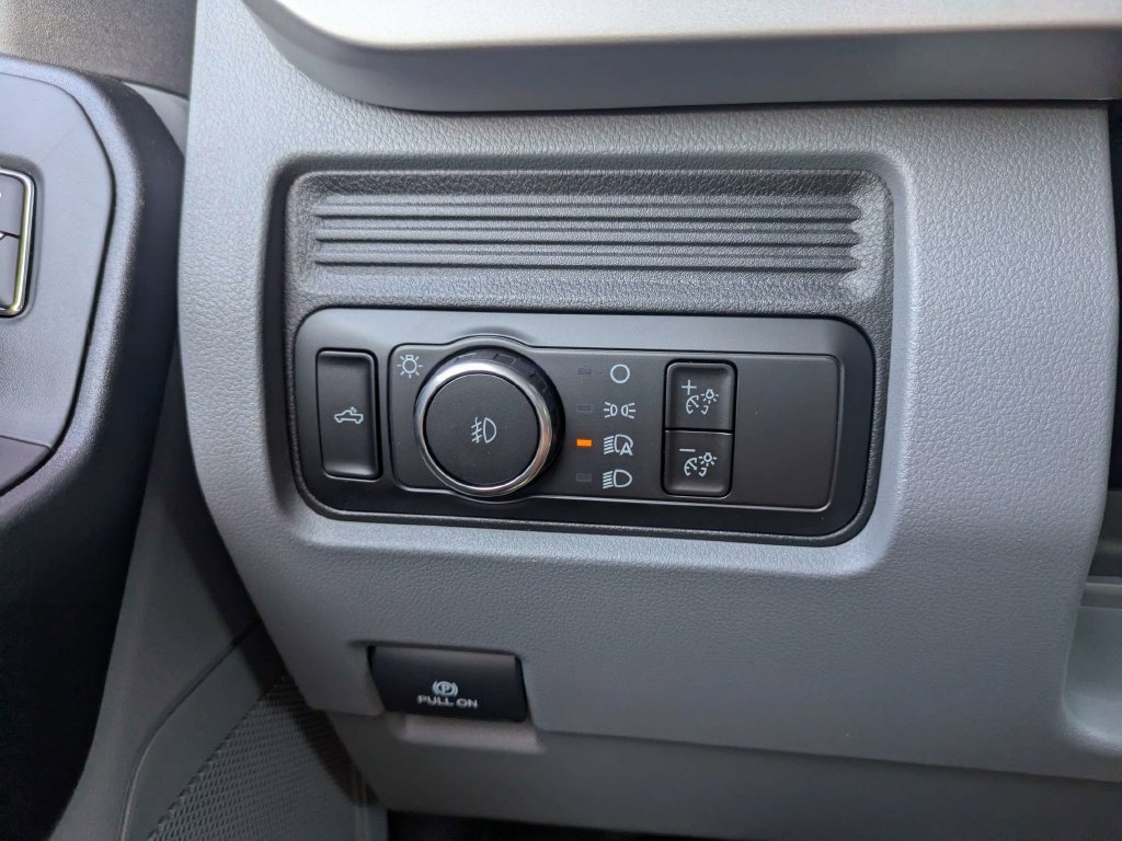 New 2027 Ford F250 XL w/ 360-Degree Camera Package AWD/4WD image 24