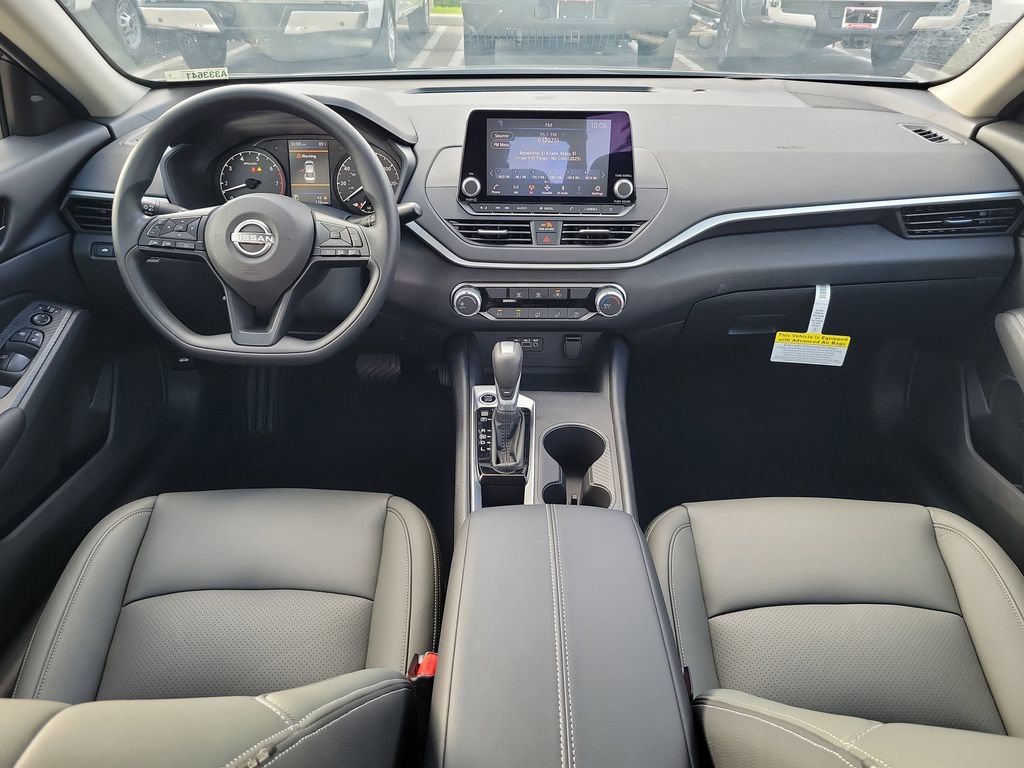 Certified 2025 Nissan Altima 2.5 S image 9