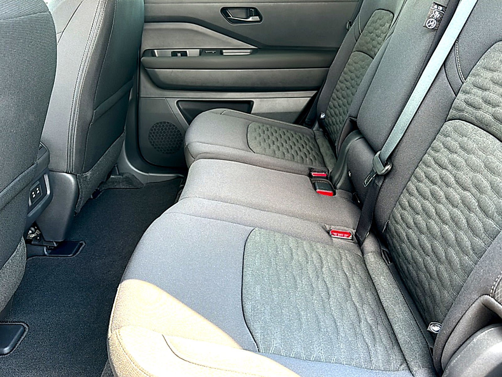 New 2026 Nissan Pathfinder SV w/ Cargo Package FWD image 15