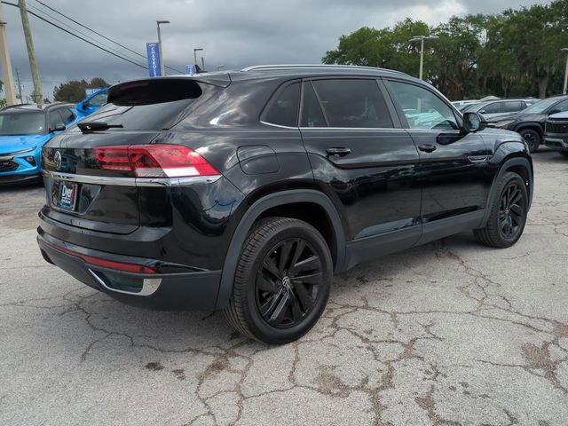 Used 2021 Volkswagen Atlas Cross Sport SE image 5