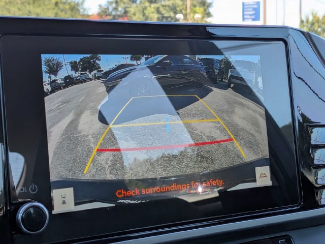 Used 2025 Toyota Camry LE FWD image 22