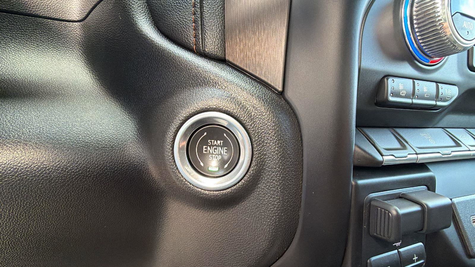 Certified 2023 GMC Sierra 2500 AT4 image 13