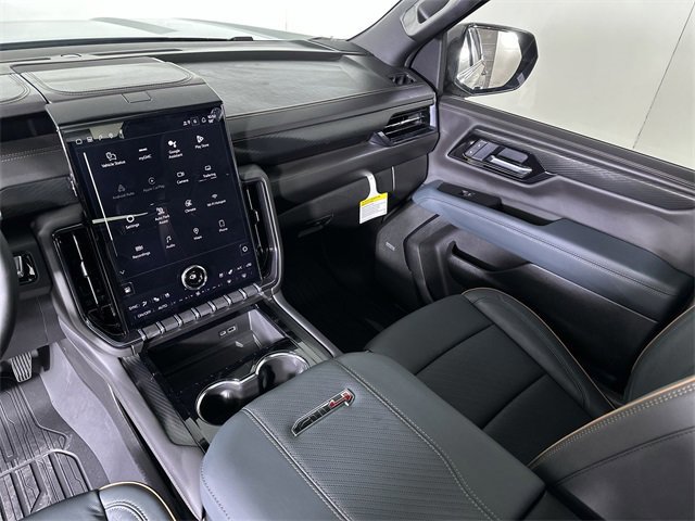 New 2026 GMC Yukon XL AT4 w/ AT4 Premium Package image 36