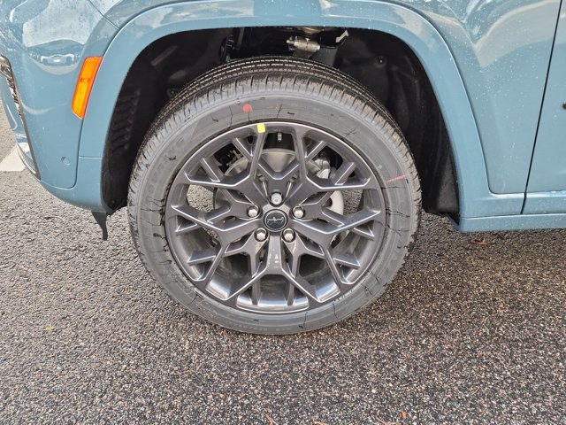 New 2027 Jeep Grand Cherokee Summit AWD/4WD image 10