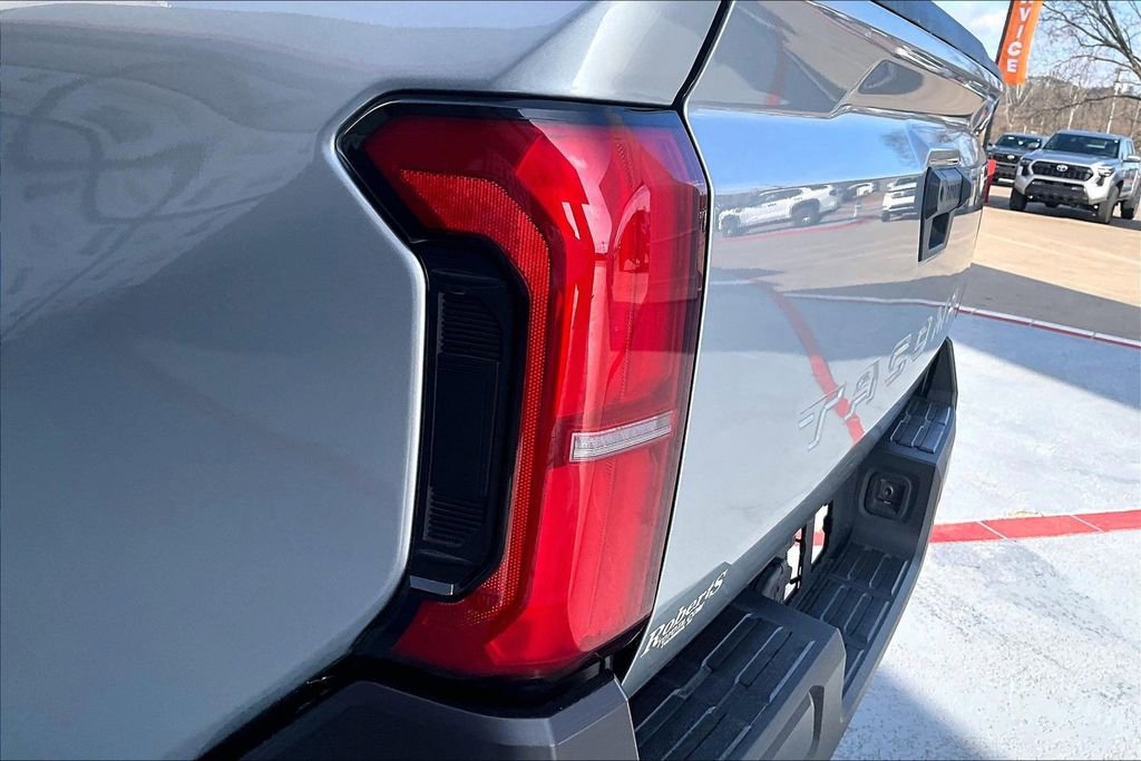 Used 2024 Toyota Tacoma SR image 18