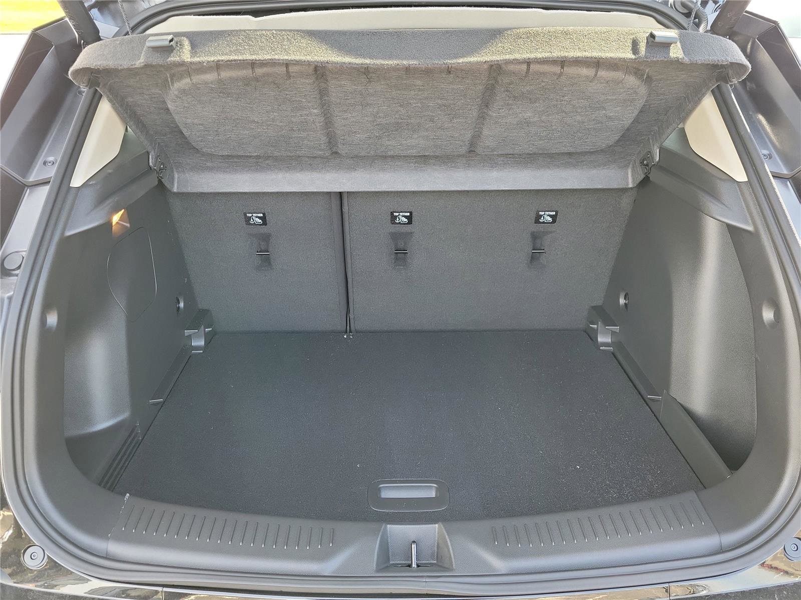 New 2026 Buick Encore GX Avenir w/ Avenir Technology Package image 8