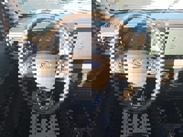 New 2025 Ford Maverick XLT w/ XLT Luxury Package image 14