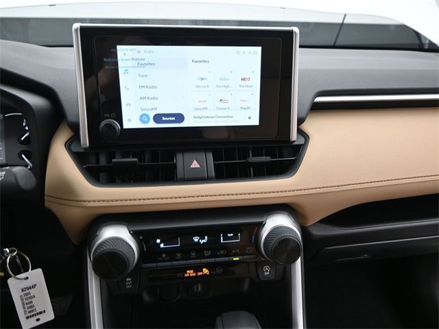 Used 2025 Toyota RAV4 LE image 6