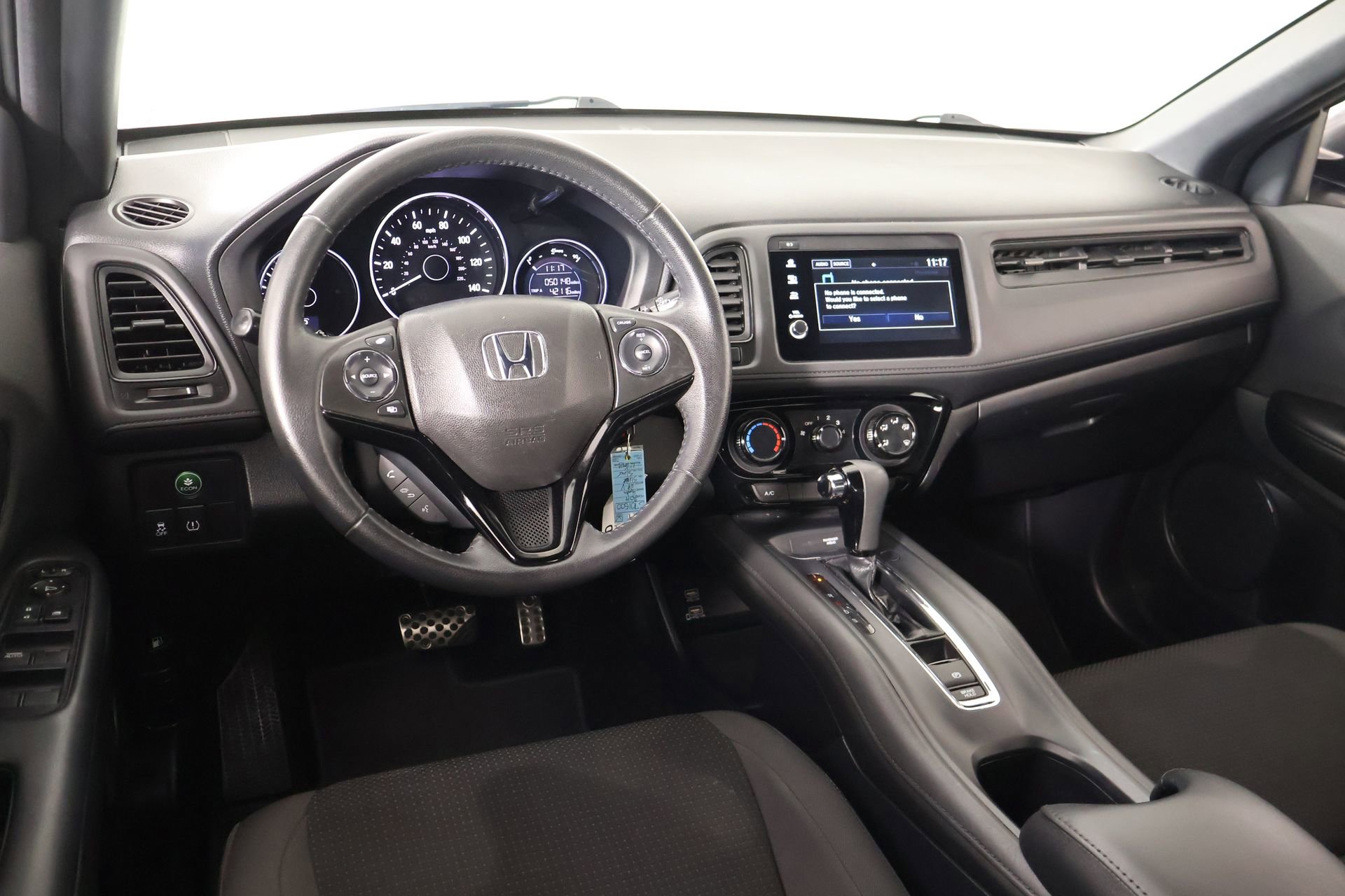Used 2019 Honda HR-V Sport image 2