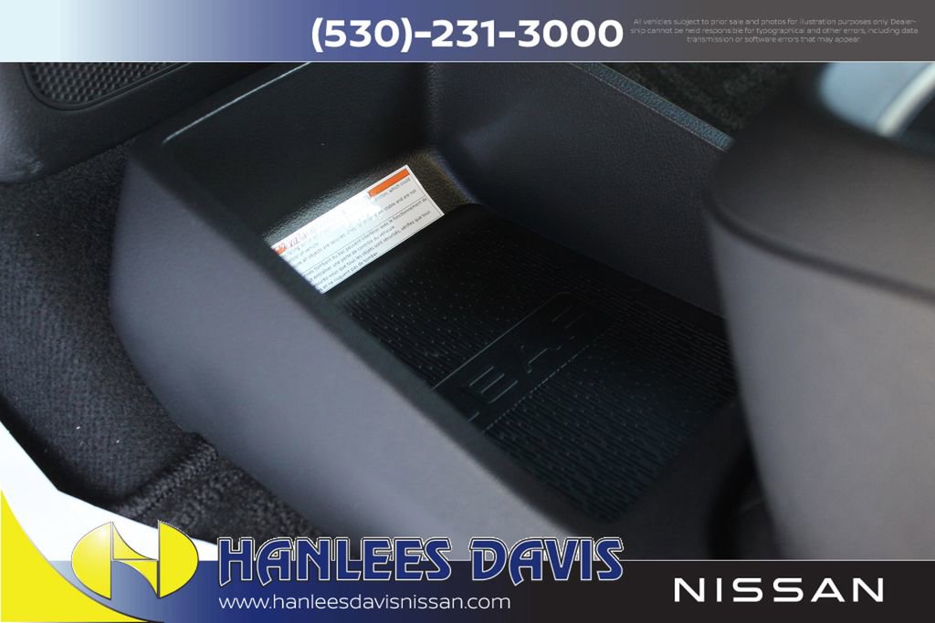 New 2026 Nissan Leaf Platinum+ w/ Cargo Package (Platinum+) image 16