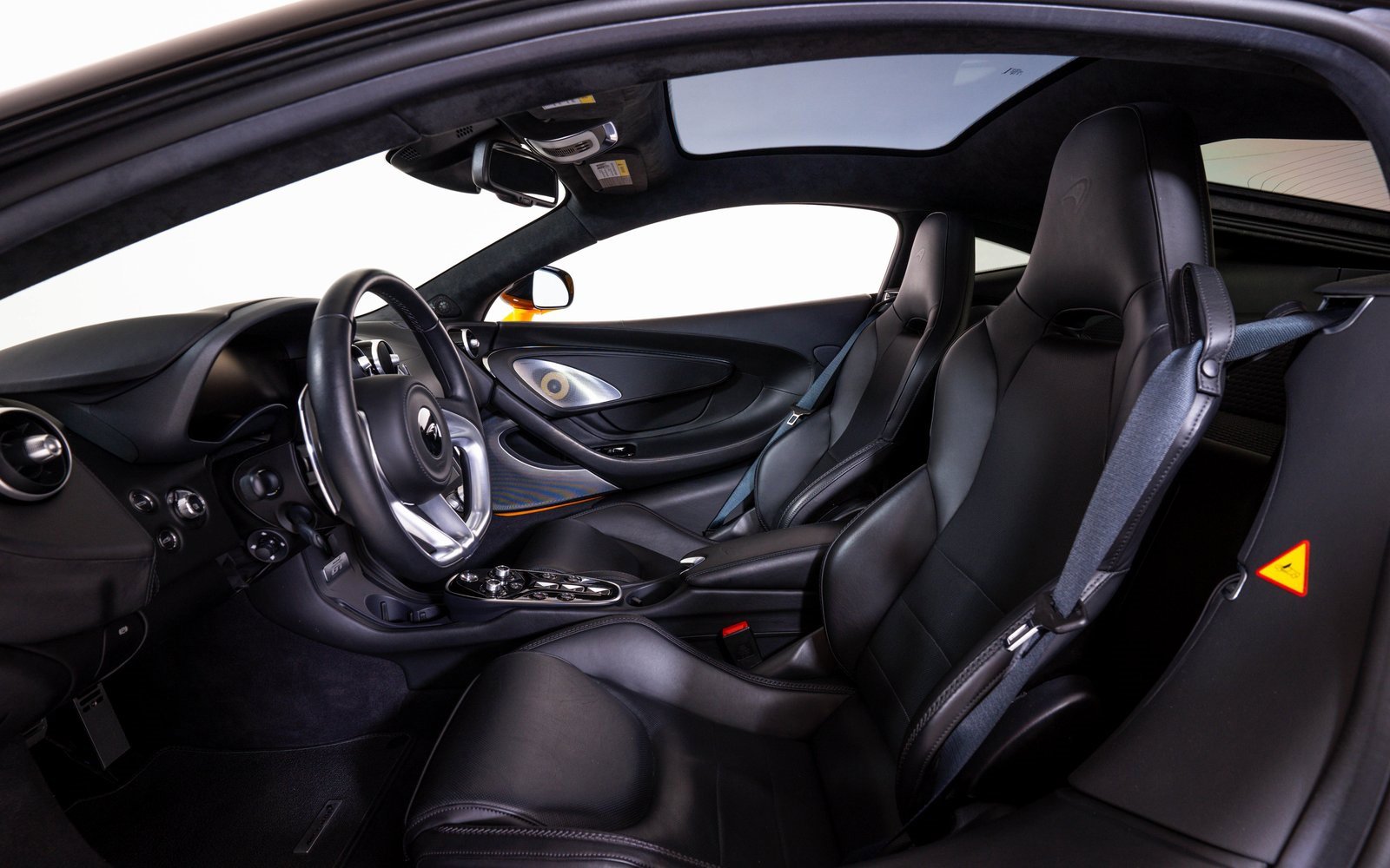 Used 2023 McLaren GT image 17