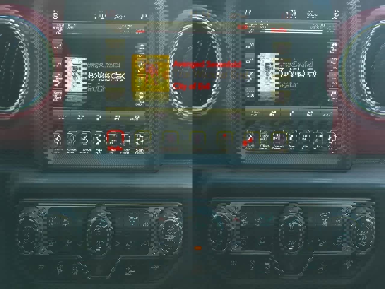 Used 2023 Jeep Wrangler Unlimited Rubicon w/ LED Lighting Group image 28